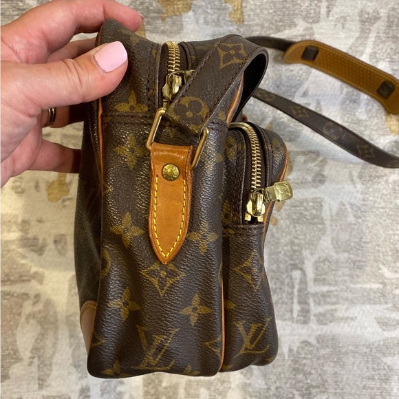 Louis Vuitton Nile Monogram Crossbody Bag - Picture 5 of 9
